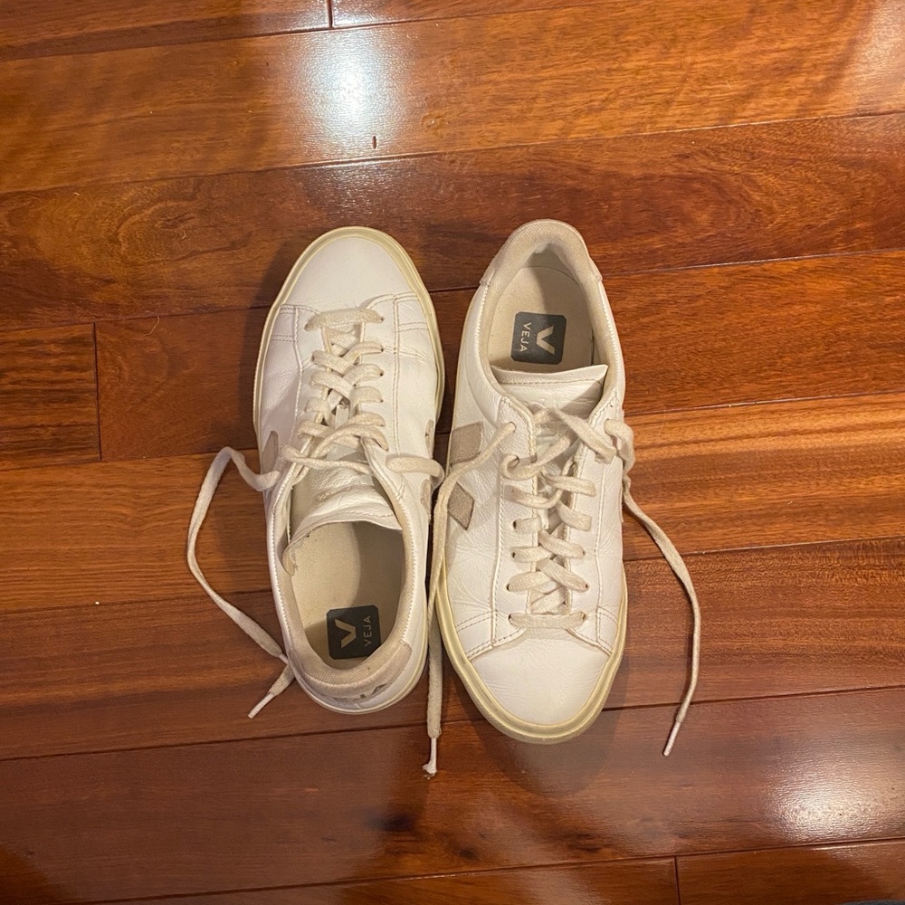 Veja Cream and Beige Sneakers - Picture 3 of 6